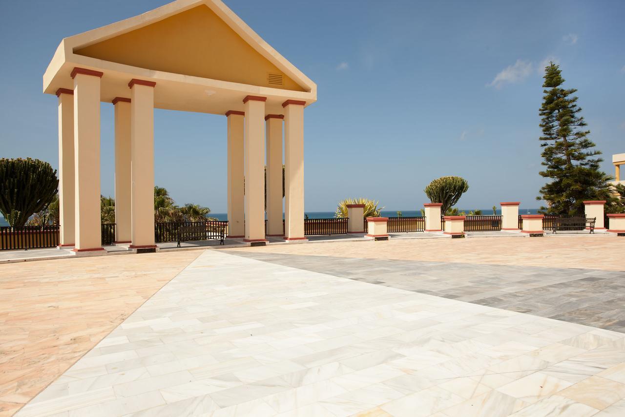 Varios Apartamentos Romana Playa Elviria 마르베야 외부 사진