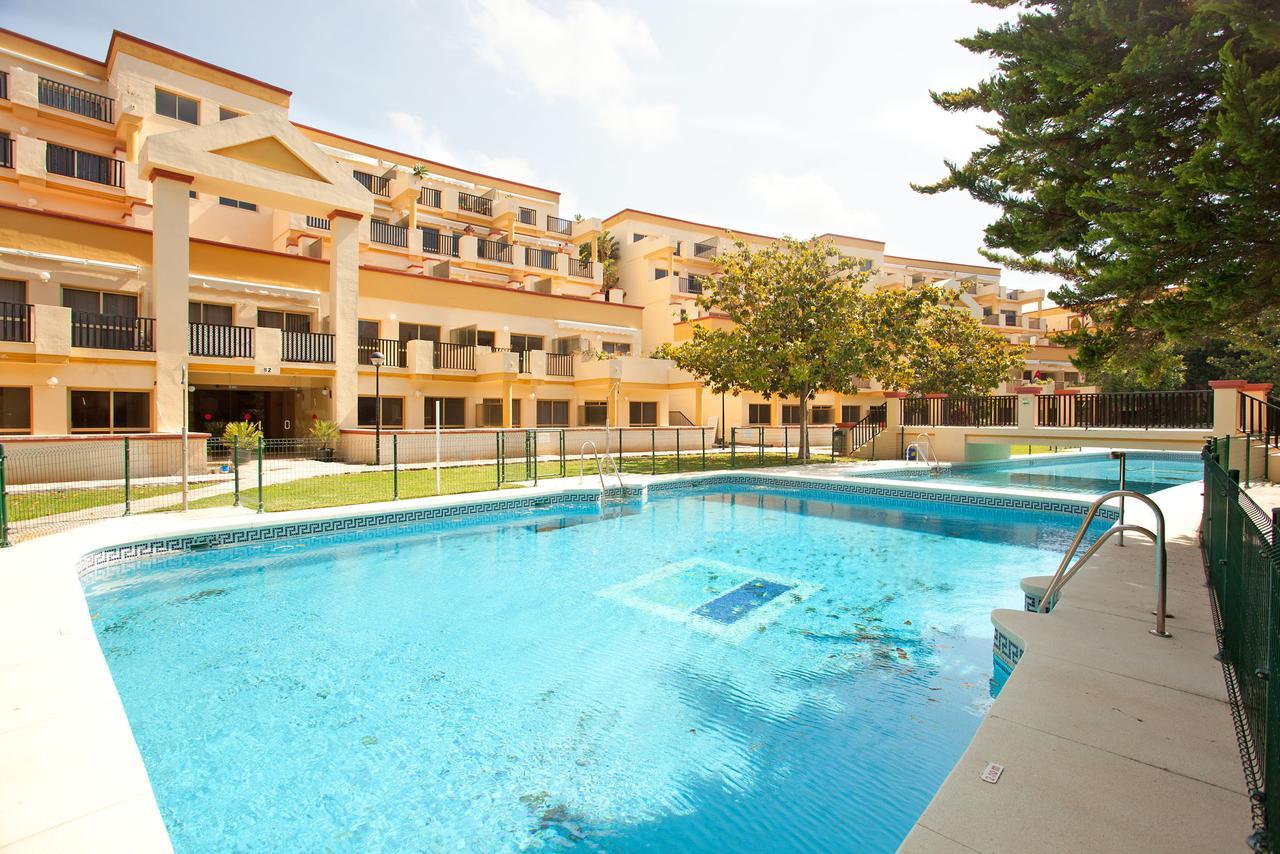 Varios Apartamentos Romana Playa Elviria 마르베야 외부 사진