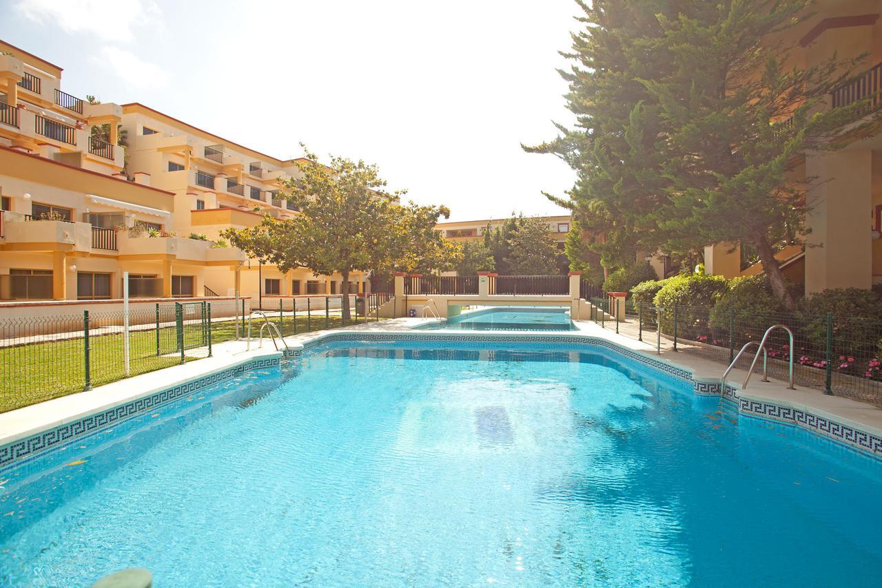 Varios Apartamentos Romana Playa Elviria 마르베야 외부 사진