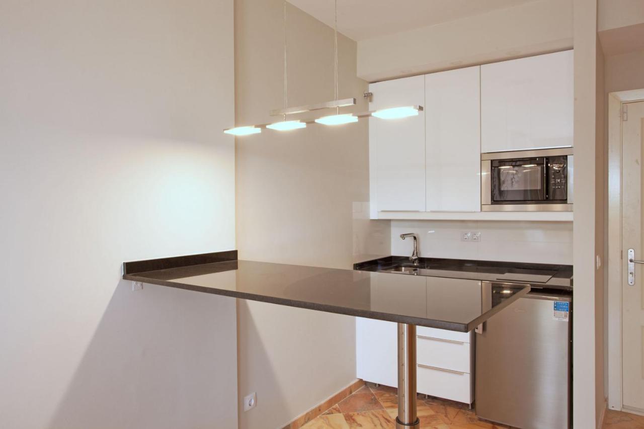 Varios Apartamentos Romana Playa Elviria 마르베야 외부 사진