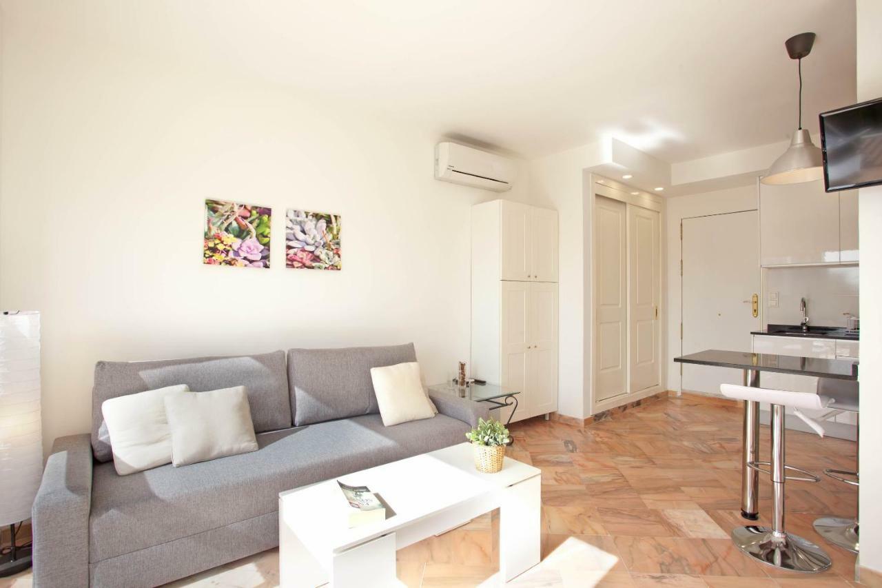 Varios Apartamentos Romana Playa Elviria 마르베야 외부 사진