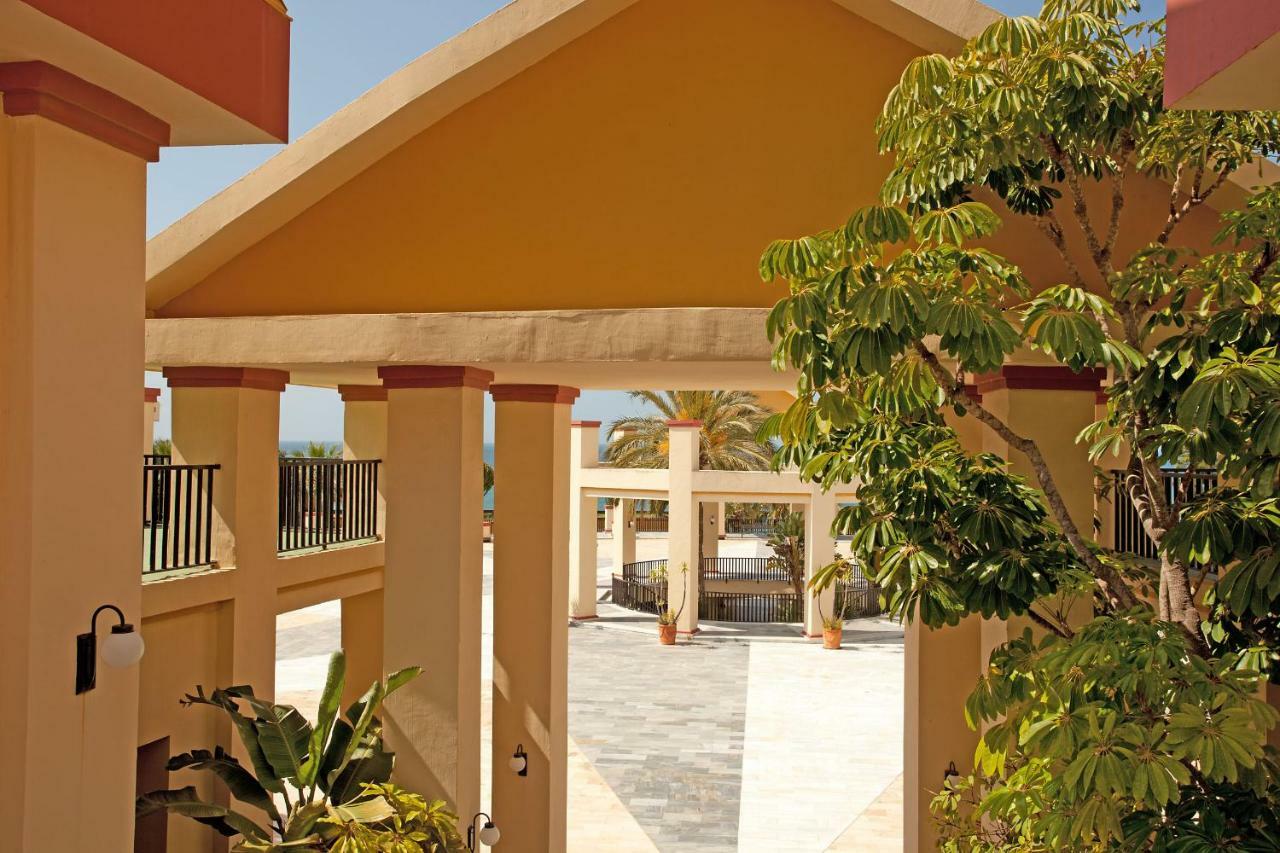 Varios Apartamentos Romana Playa Elviria 마르베야 외부 사진
